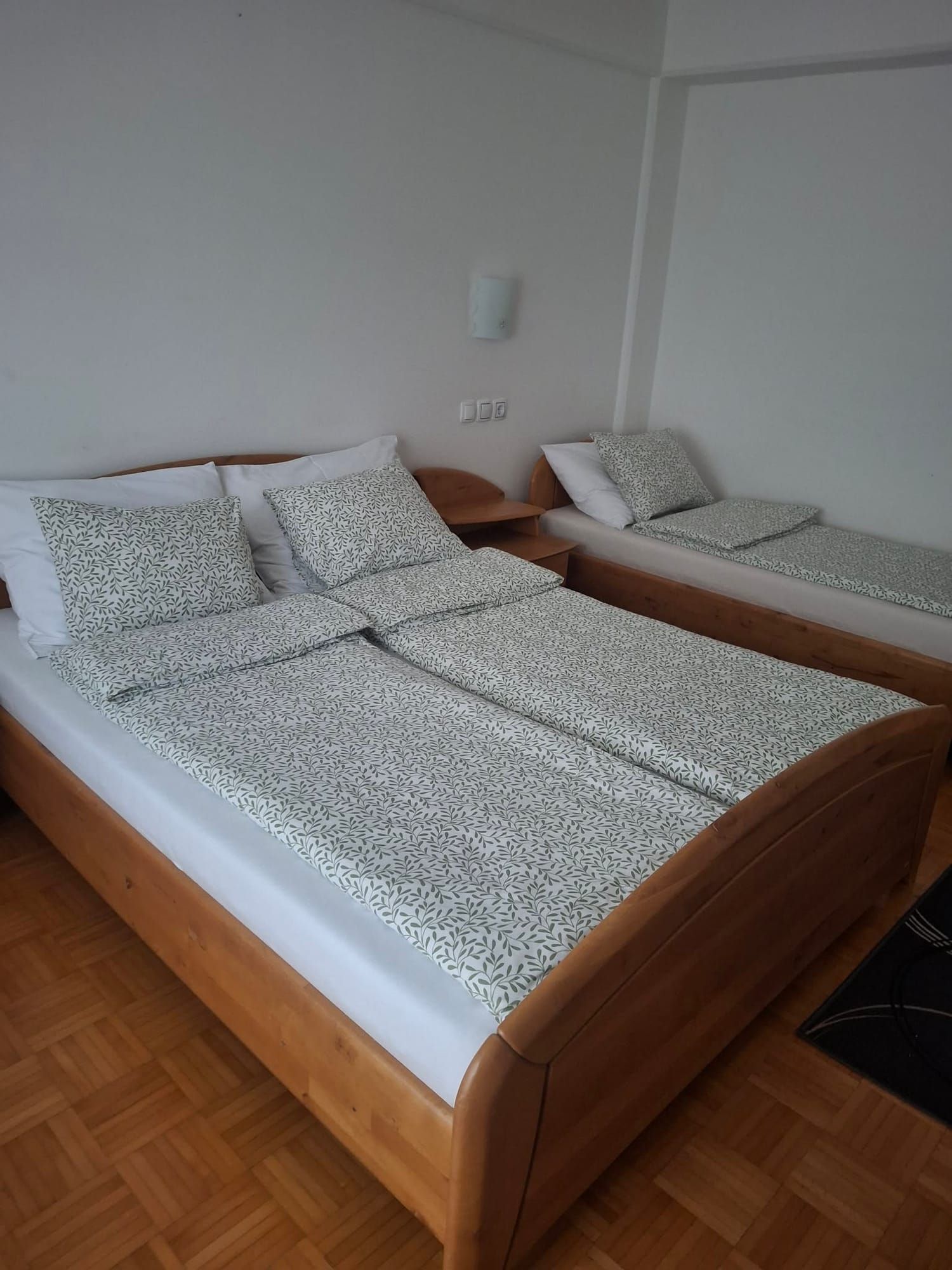 Jelka 102 – Cozy Nook Stays